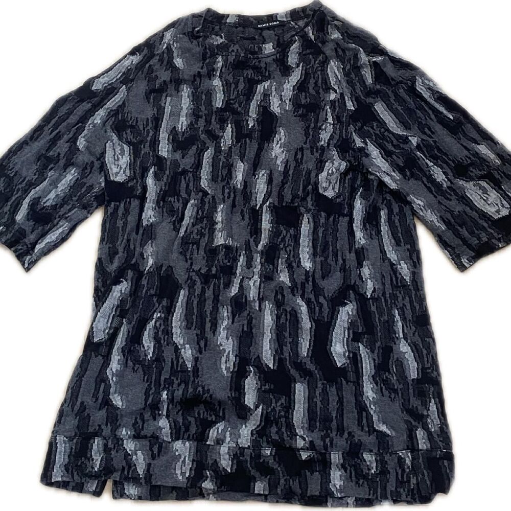 Damir-doma Men's Black and Navy T-shirt